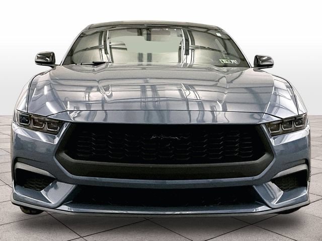 Certified 2025 Ford Mustang Coupe RWD image 3