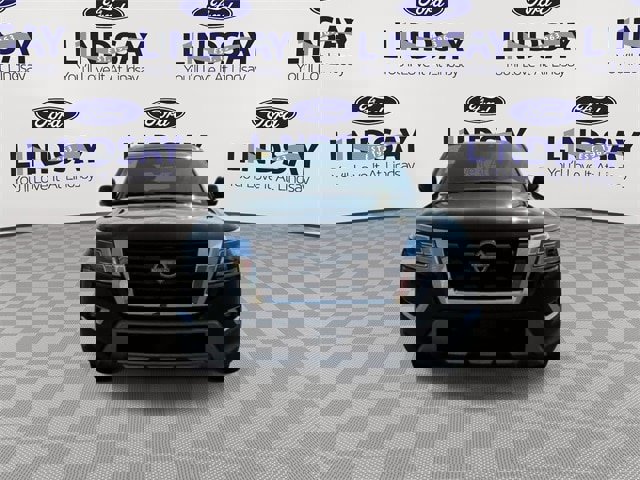 Used 2022 Nissan Armada SL w/ Captain's Chairs Package image 9