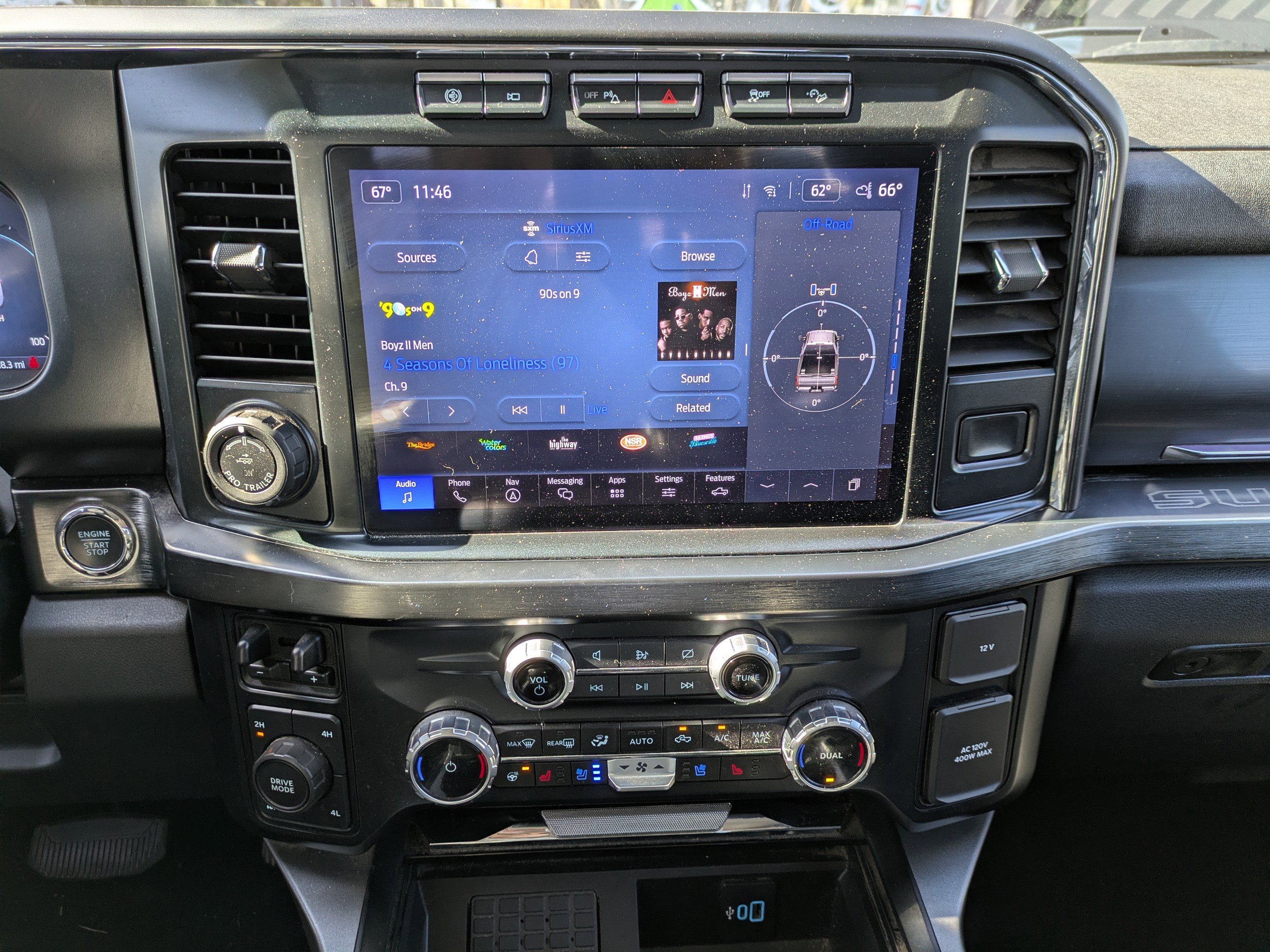 Certified 2023 Ford F250 Lariat w/ Lariat Ultimate Package image 18