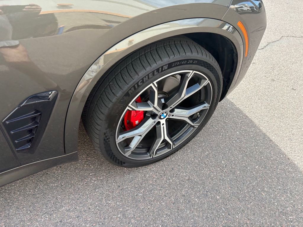 Used 2026 BMW X5 xDrive40i w/ M Sport Package image 34