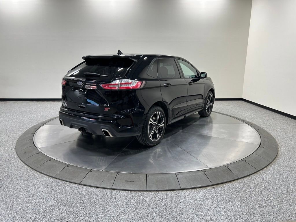 Certified 2019 Ford Edge ST w/ Equipment Group 401A AWD/4WD image 8