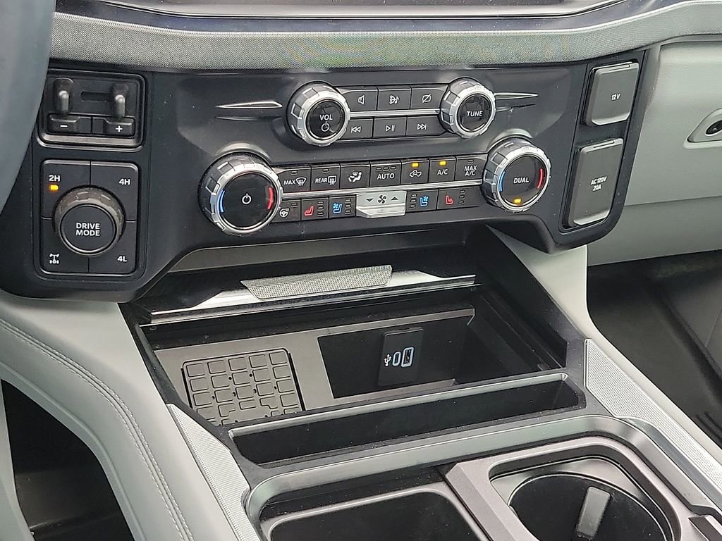 Certified 2023 Ford F250 Limited w/ FX4 Off-Road Package AWD/4WD image 17