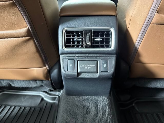 Used 2018 Subaru Outback 2.5i Touring AWD/4WD image 12