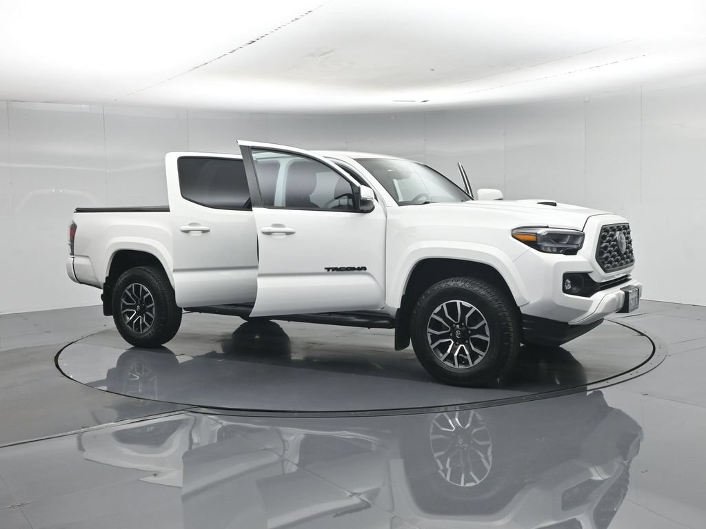 Used 2023 Toyota Tacoma TRD Sport w/ Black Out Package (TMS) AWD/4WD image 36