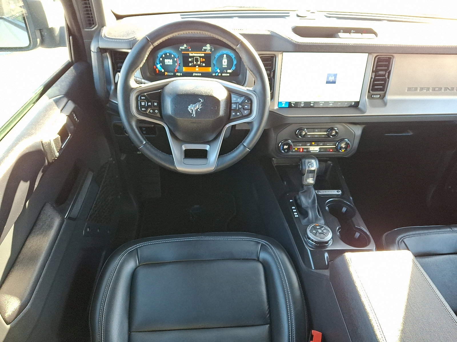 Certified 2025 Ford Bronco Outer Banks image 11