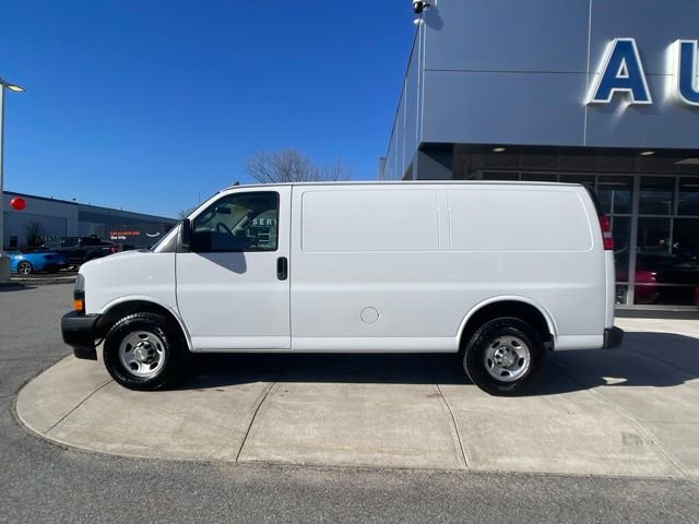 Used 2020 Chevrolet Express 2500 w/ Driver Convenience Package image 2