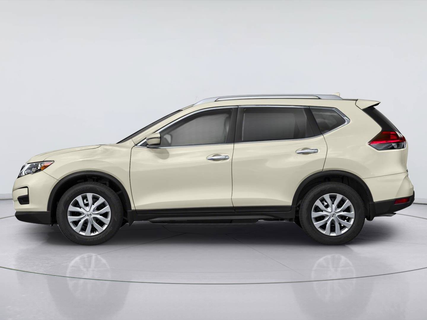 Used 2018 Nissan Rogue SV w/ Premium Package FWD image 34