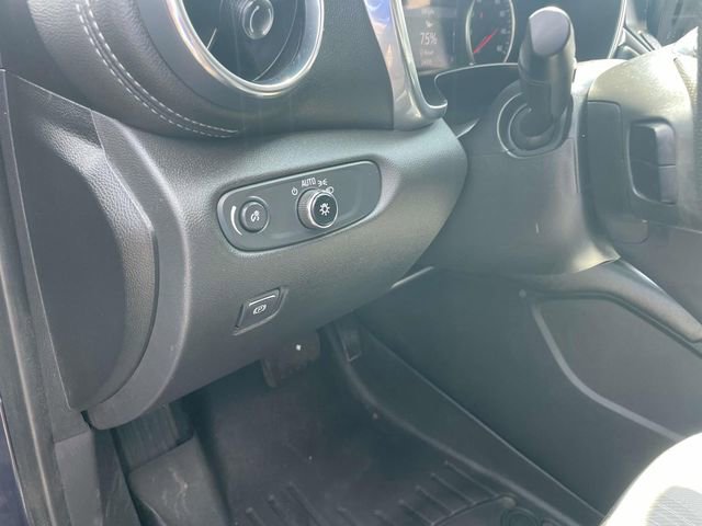 Used 2023 Chevrolet Blazer LT image 27