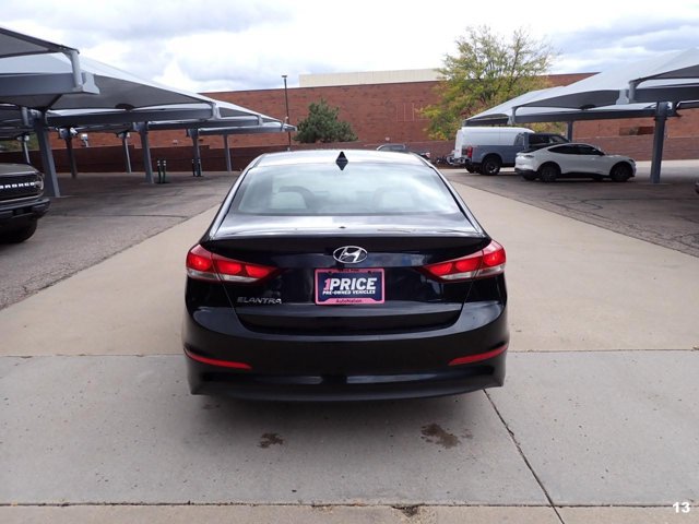 Used 2017 Hyundai Elantra SE w/ SE A/T Tech Package 03 FWD image 3