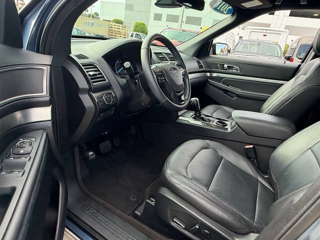 Certified 2018 Ford Explorer XLT w/ Equipment Group 202A FWD image 11