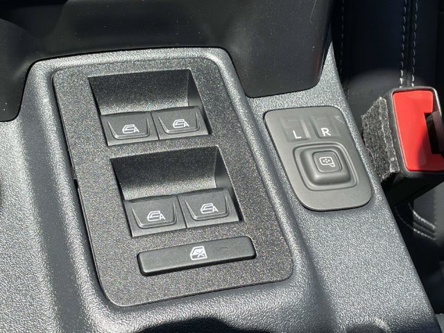 Certified 2025 Ford Bronco Outer Banks AWD/4WD image 29