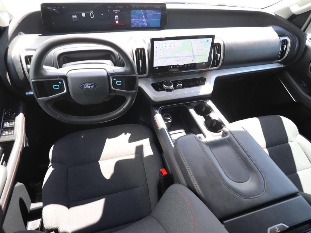 Certified 2025 Ford Expedition Active RWD image 6