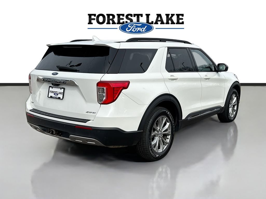 Certified 2023 Ford Explorer XLT w/ Equipment Group 202A image 7