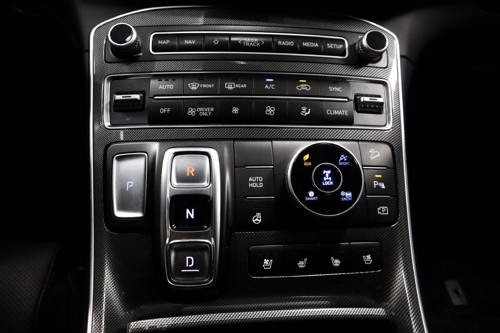 Used 2023 Hyundai Santa Fe Limited AWD/4WD image 31