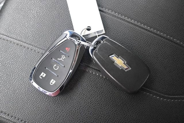 Used 2023 Chevrolet Traverse LT w/ LPO, Floor Liner Package AWD/4WD image 15