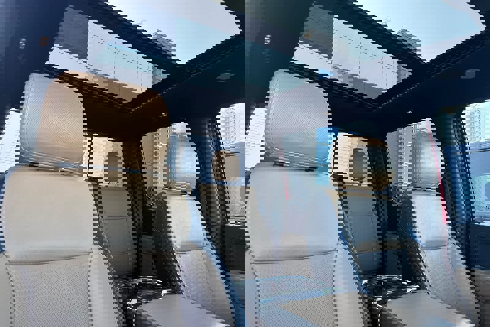 Certified 2021 Ford F150 Lariat w/ Equipment Group 502A High image 16