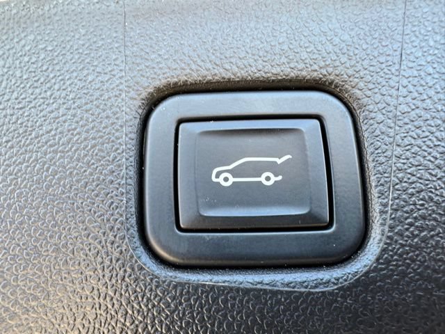 Used 2023 Chevrolet Blazer RS w/ Driver Confidence II Package AWD/4WD image 10