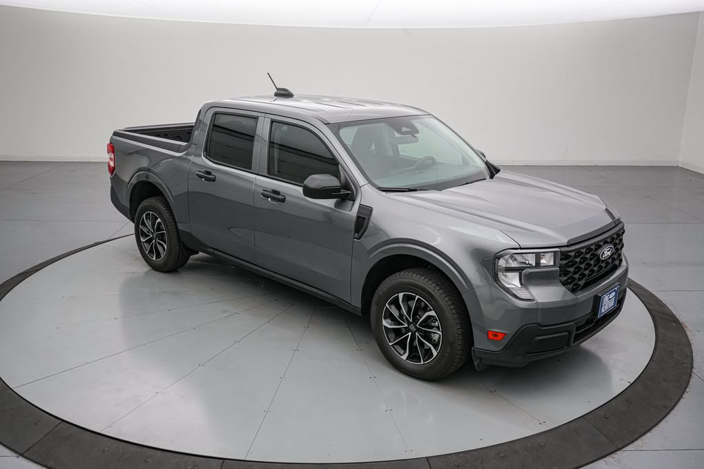 Certified 2025 Ford Maverick XL FWD image 2