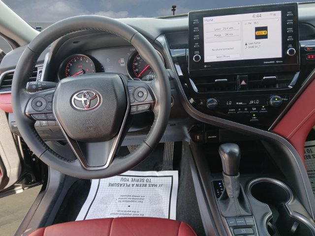 Used 2023 Toyota Camry XSE FWD image 10
