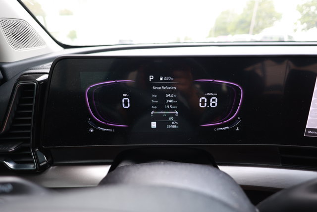 Used 2025 Kia Sportage EX AWD/4WD image 13