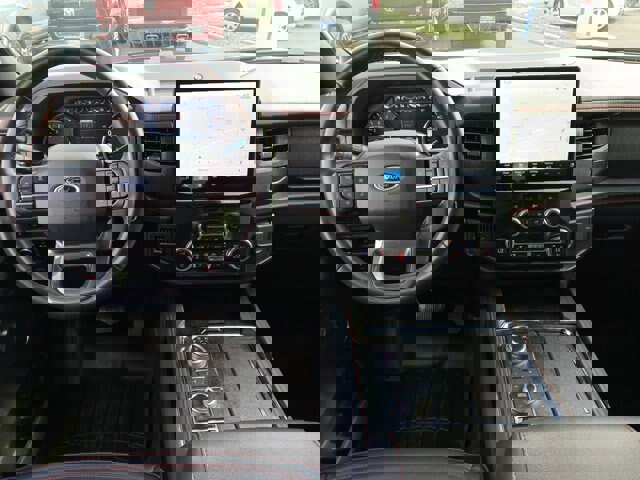 Certified 2024 Ford Expedition Limited image 9