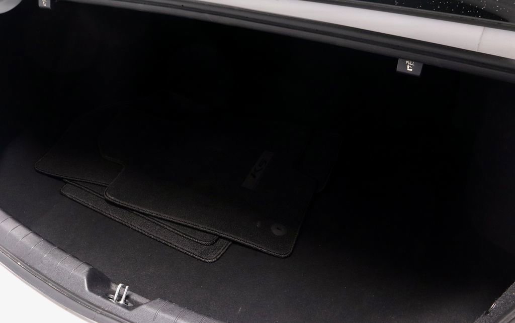 Used 2023 Kia K5 GT-Line image 13