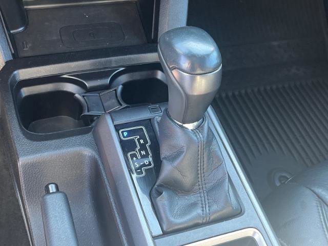 Used 2021 Toyota Tacoma TRD Off-Road w/ TRD Premium Off Road Package image 15