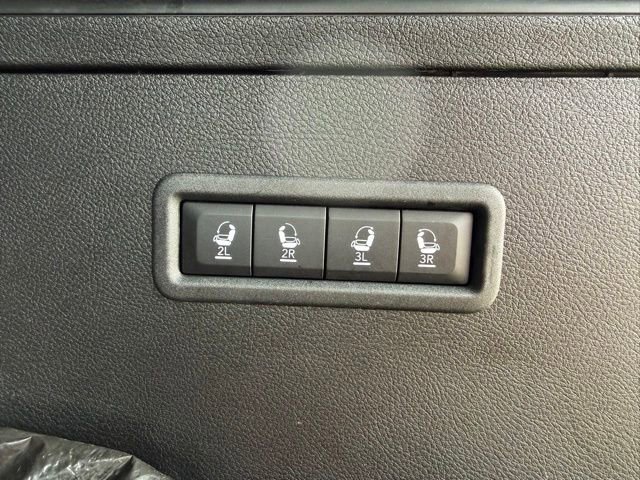 Used 2023 Jeep Wagoneer Series II image 8