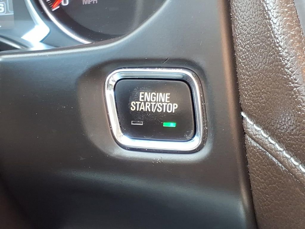 Used 2018 GMC Acadia SLT FWD image 25