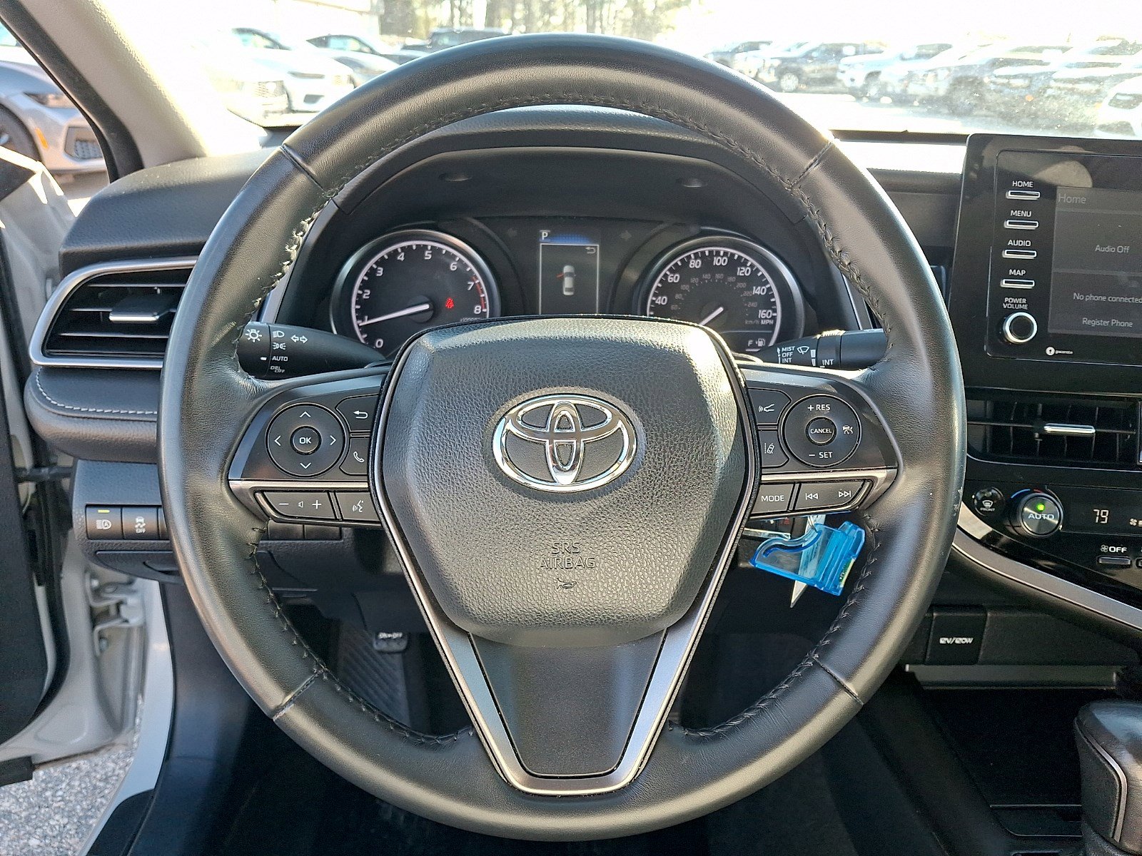 Used 2024 Toyota Camry SE image 18