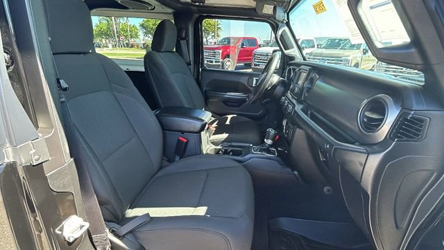 Used 2021 Jeep Wrangler Sport image 11