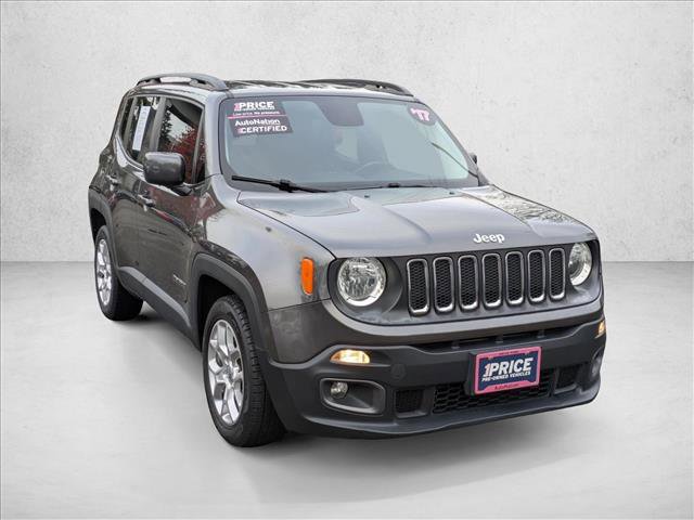 Used 2017 Jeep Renegade Latitude image 3