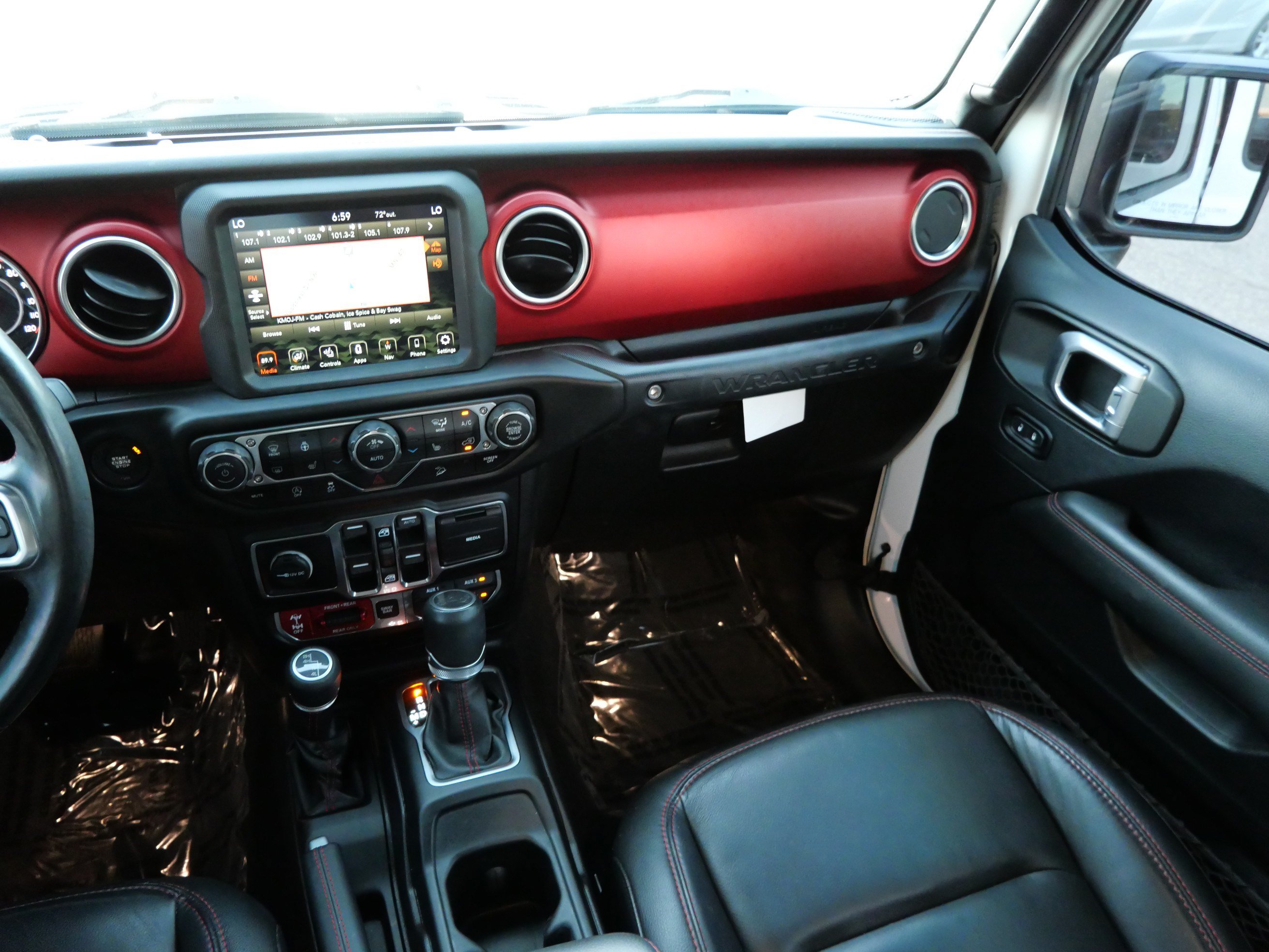 Used 2019 Jeep Wrangler Unlimited Rubicon AWD/4WD image 11