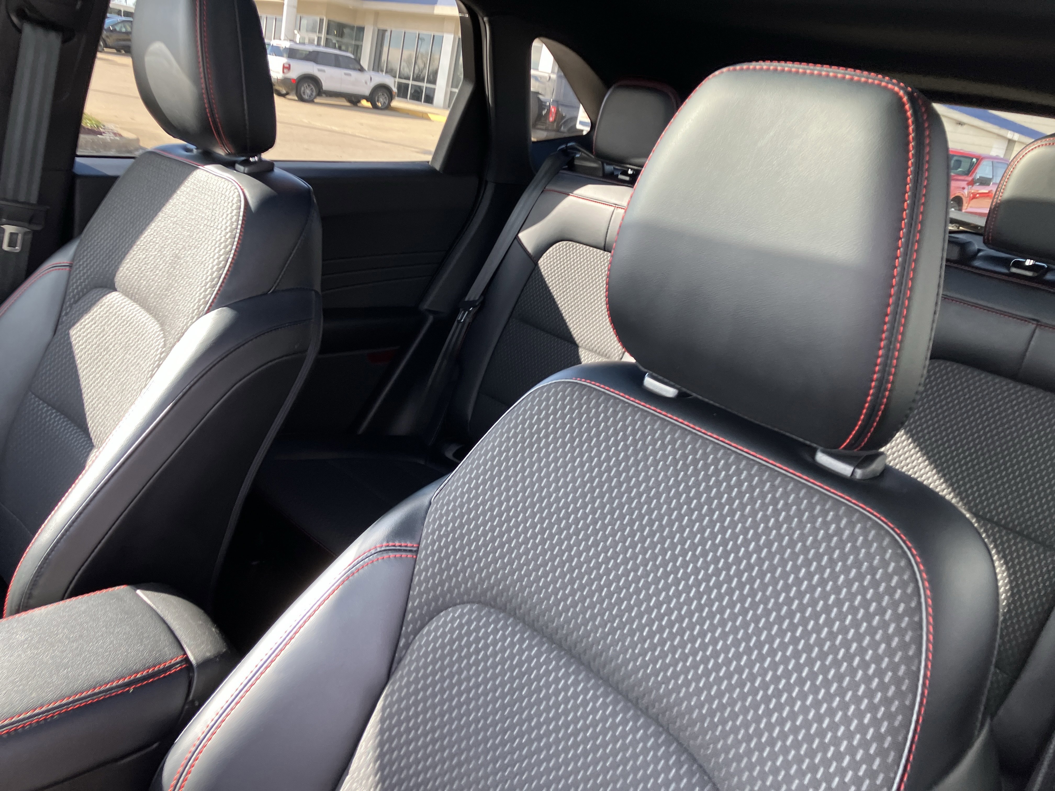 Certified 2023 Ford Escape ST-Line w/ Tech Pack #1 image 36