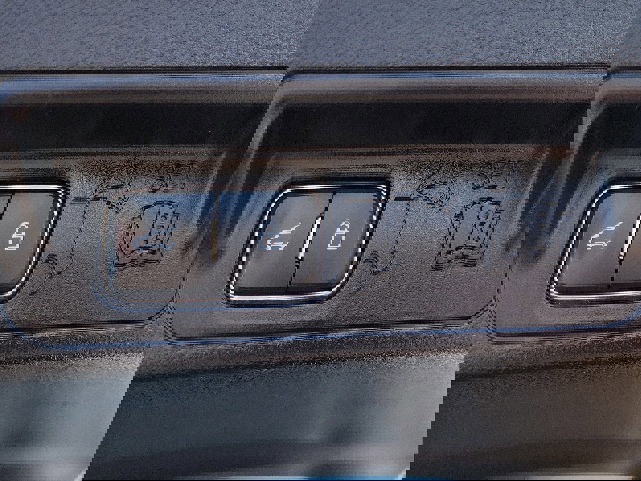 Certified 2020 Ford Explorer ST w/ Premium Technology Package image 11