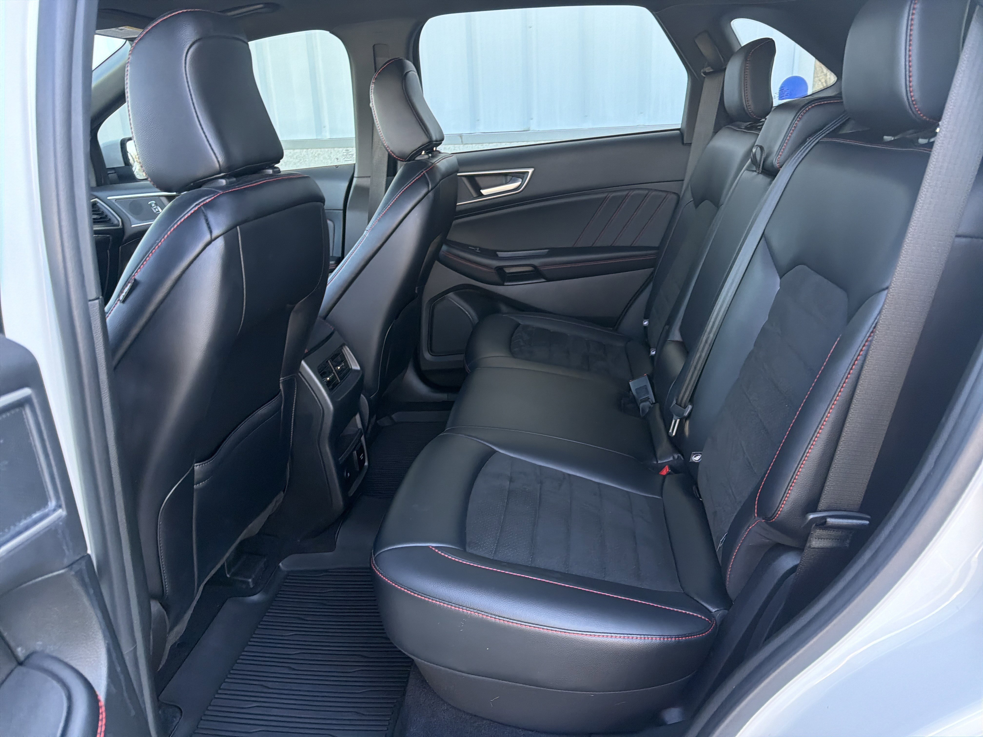 Certified 2023 Ford Edge ST-Line AWD/4WD image 24