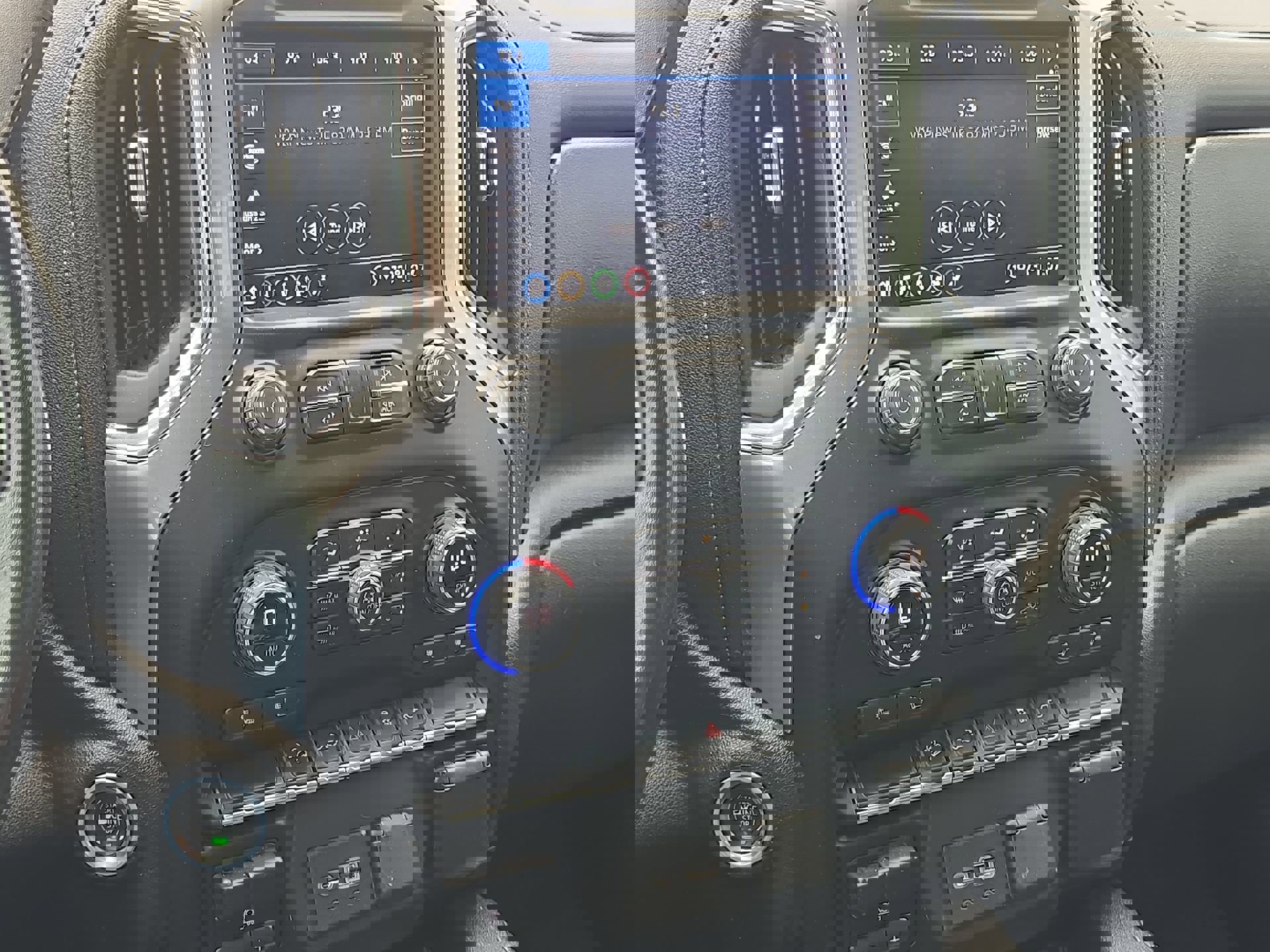 Used 2022 Chevrolet Silverado 1500 LT Trail Boss w/ Convenience Package II image 16