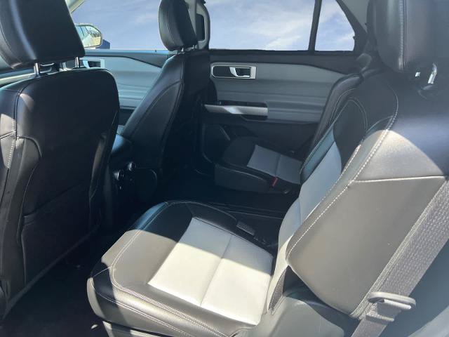 Certified 2023 Ford Explorer XLT w/ Equipment Group 202A RWD image 13