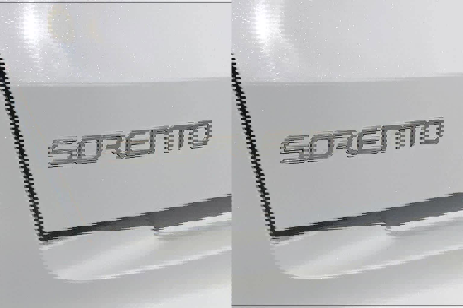 Used 2023 Kia Sorento SX image 12