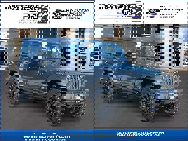 Used 2017 Jeep Wrangler Unlimited Rubicon w/ Connectivity Group image 7