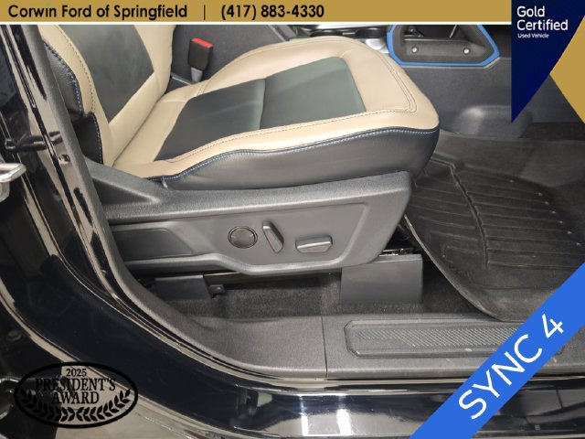 Certified 2024 Ford Bronco Wildtrak AWD/4WD image 12
