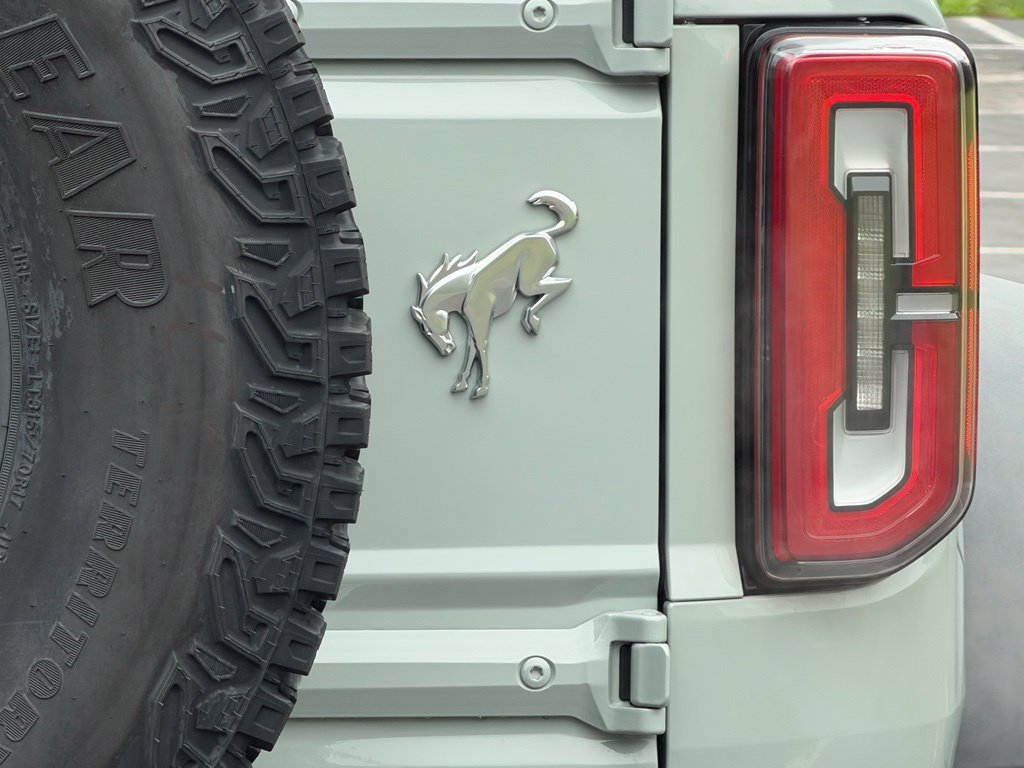 Certified 2024 Ford Bronco Badlands AWD/4WD image 12
