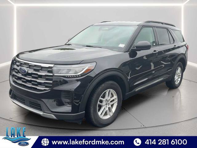 Certified 2025 Ford Explorer Active AWD/4WD image 3