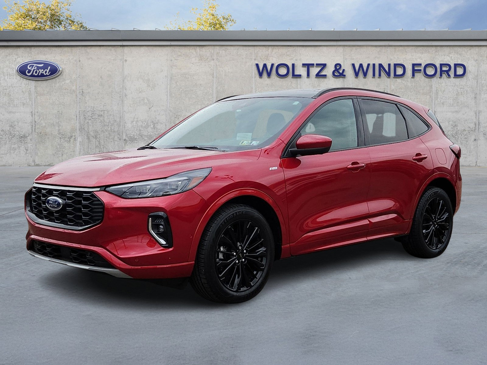 Certified 2023 Ford Escape ST-Line Elite w/ Premium Technology Package AWD/4WD image 3