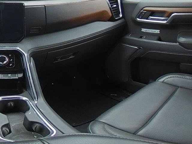 Used 2023 GMC Sierra 1500 Denali AWD/4WD image 34