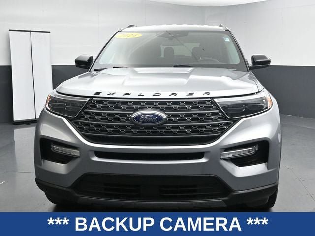 Certified 2024 Ford Explorer XLT w/ Equipment Group 202A AWD/4WD image 4