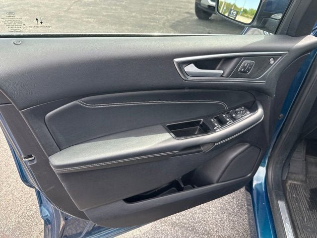 Certified 2020 Ford Edge Titanium FWD image 14