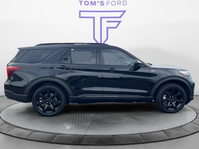 Certified 2023 Ford Explorer ST-Line AWD/4WD image 6