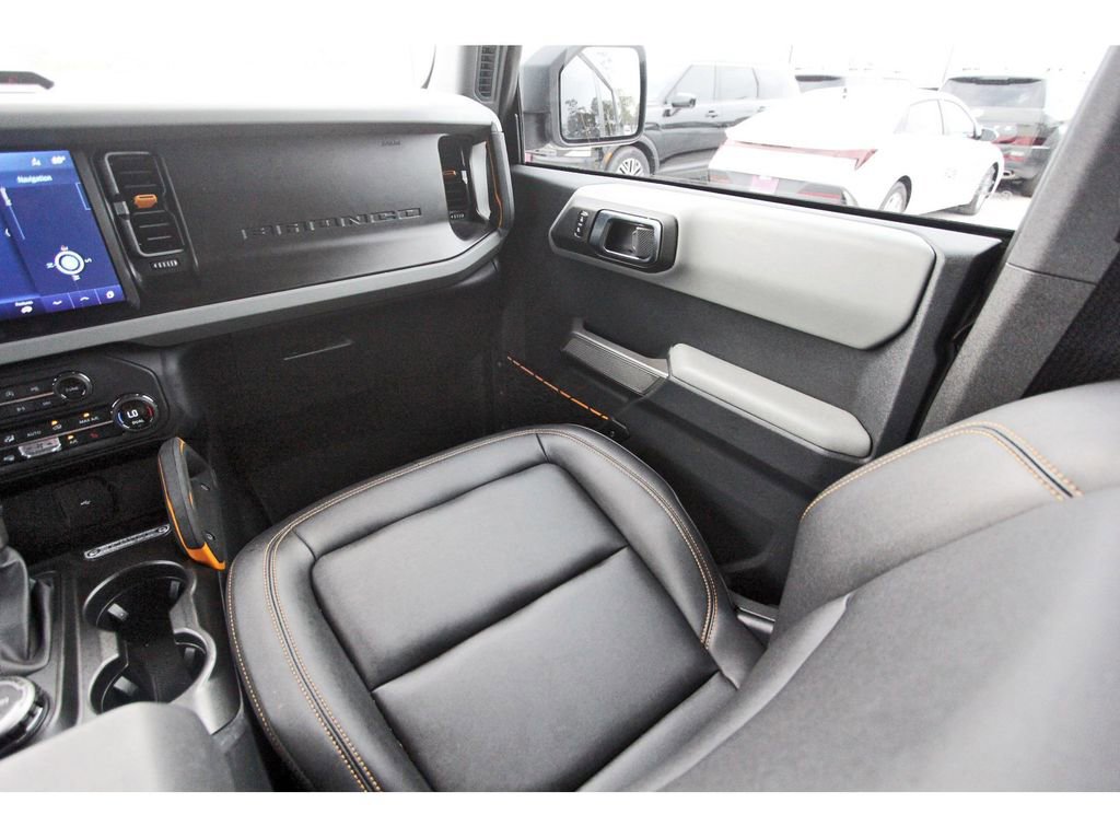 Certified 2023 Ford Bronco Badlands AWD/4WD image 13