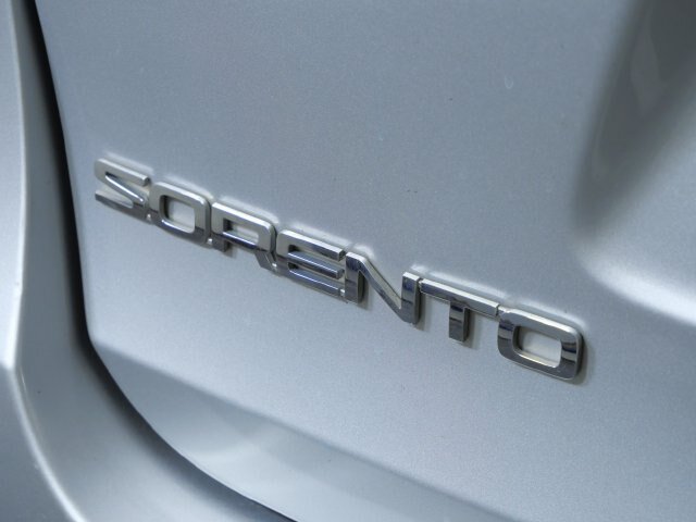 Used 2020 Kia Sorento AWD V6 image 8
